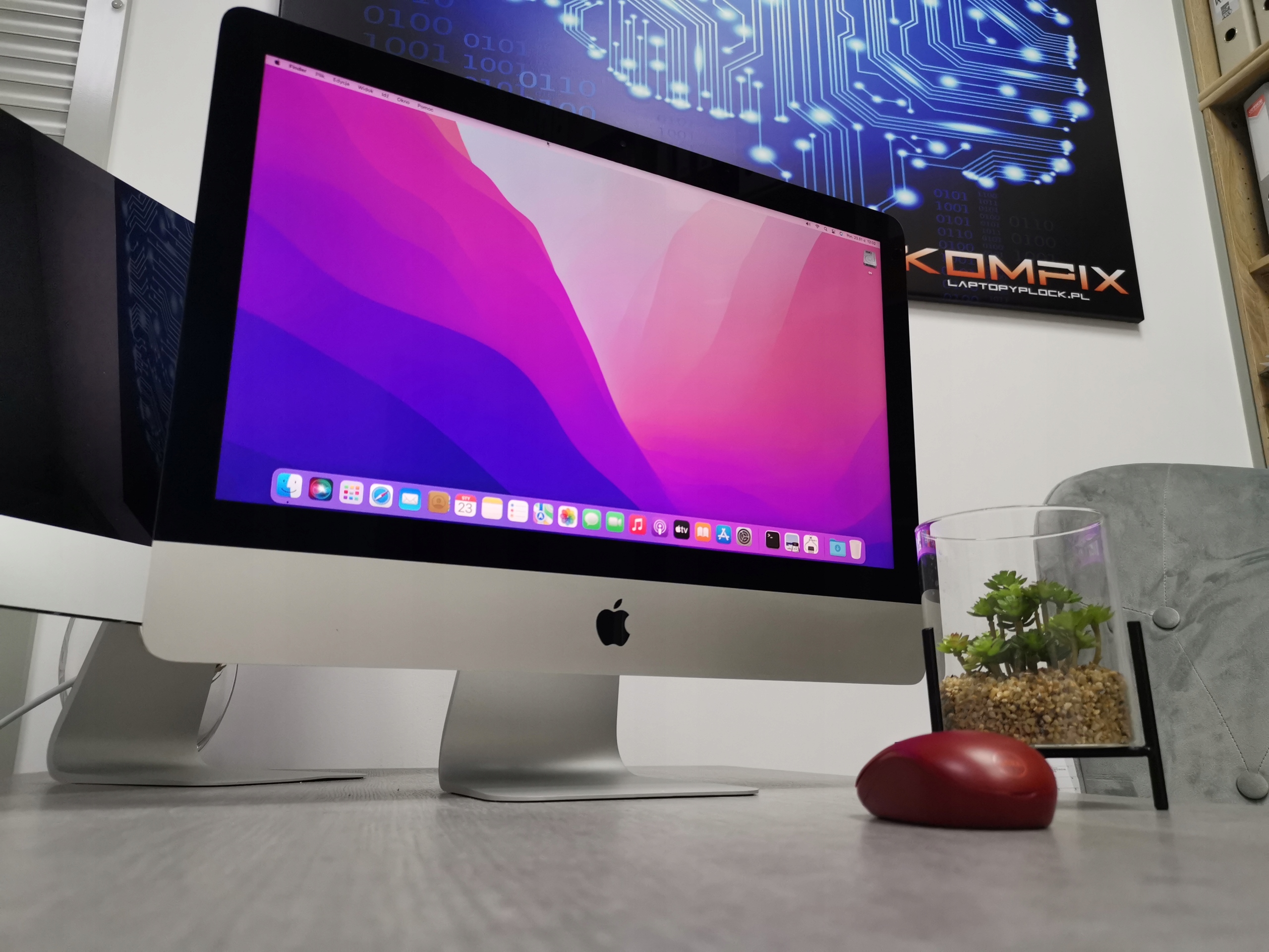 Apple iMac 21,5" i5-5575R 8GB 256SSD 2015 Stan.BDB - obrazek 2