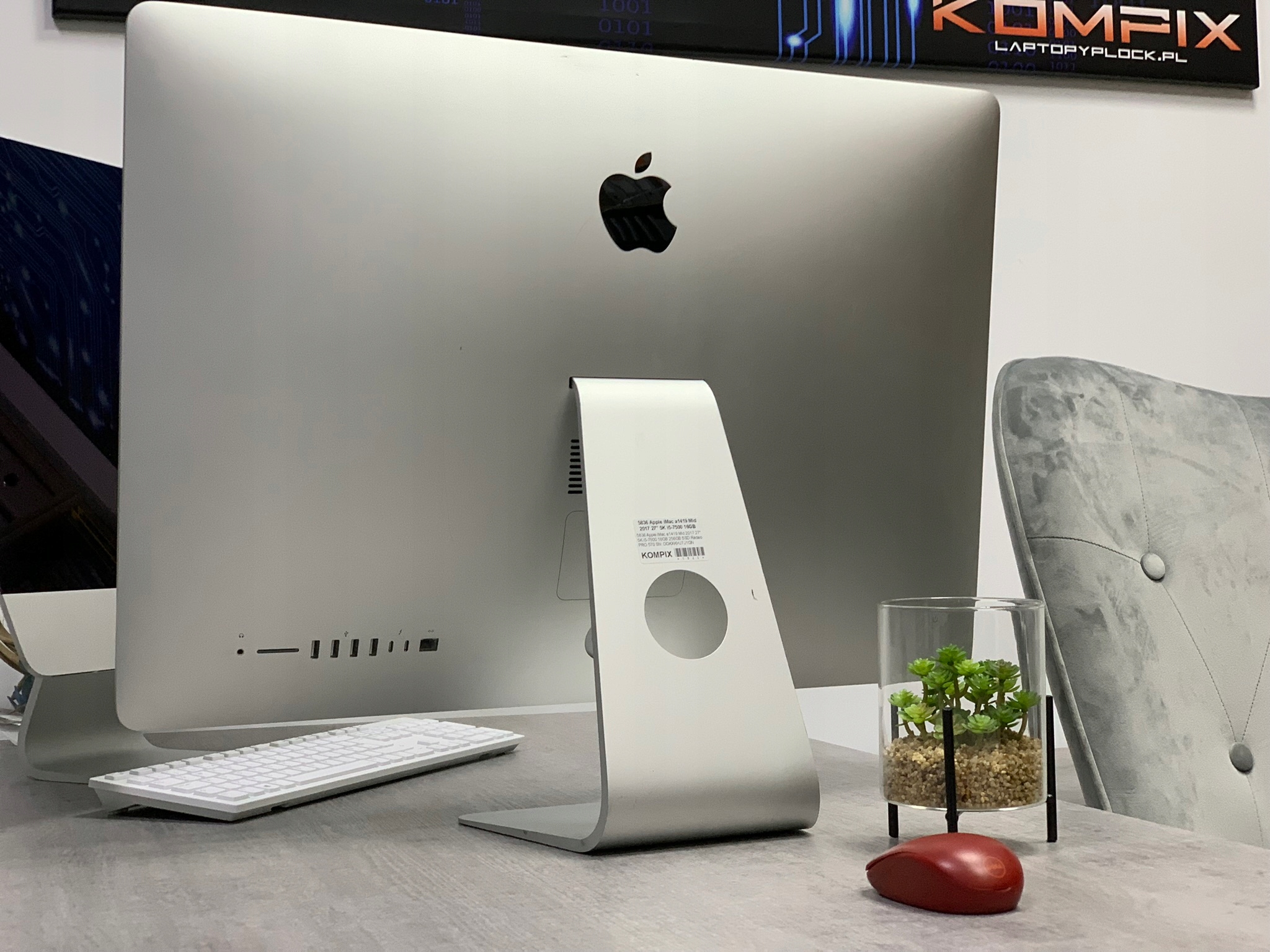 2017 Apple iMac 27" 5K i5-7500k 16GB 1024SSD Pro570 - obrazek 2