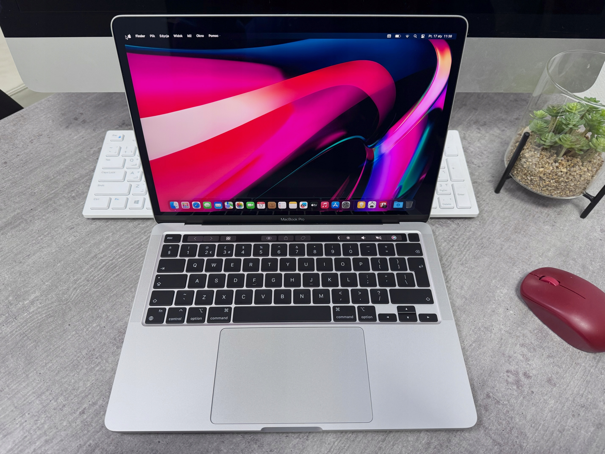 Laptop Apple MacBook Pro 13,3" M1 16 GB / 256 GB Silver - obrazek 5