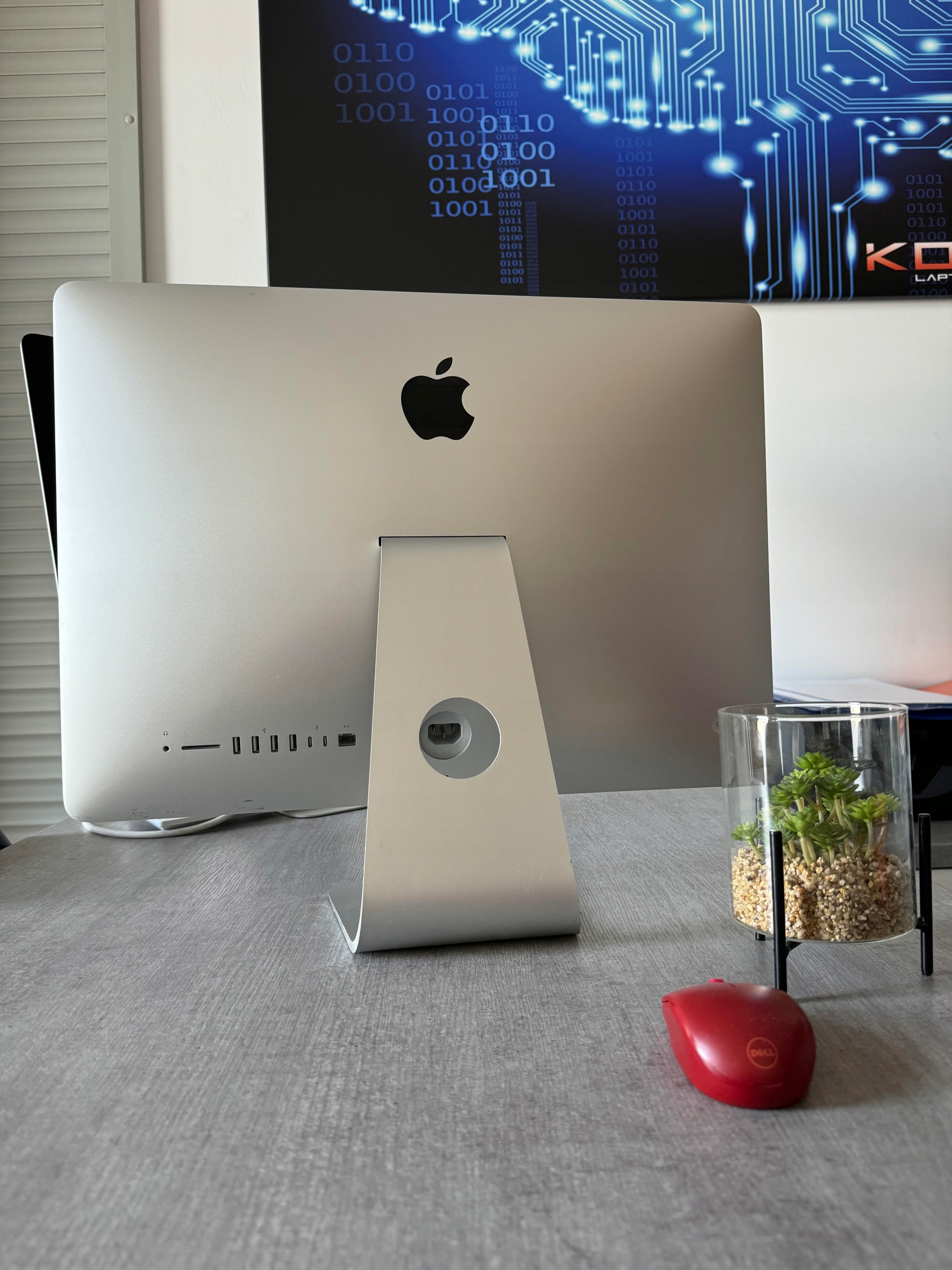 Apple iMac 21,5" i5-7360U 8GB 1TB - 2017 + Klawiatura i Myszka Apple! - obrazek 5