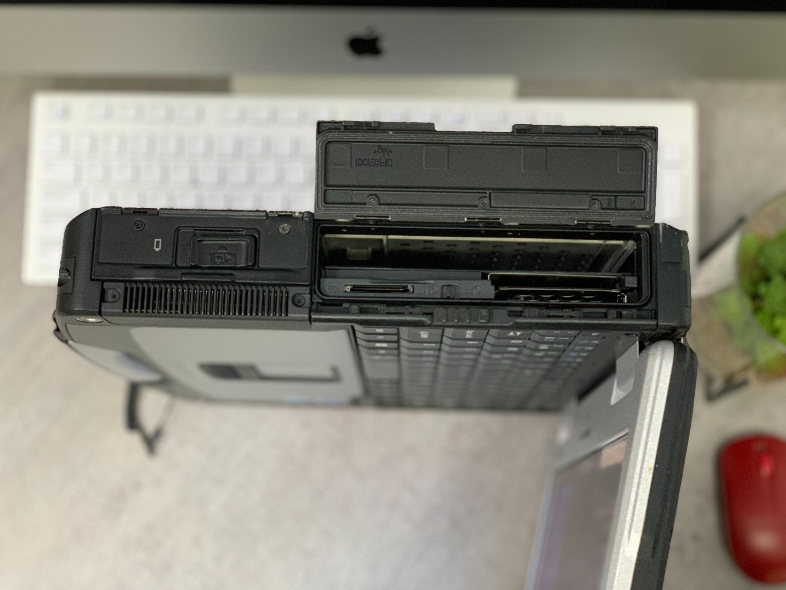 Do Warsztatu Pancerny Laptop Panasonic CF-31 MK5 16GB 256SSD +Dotyk +LTE - obrazek 9