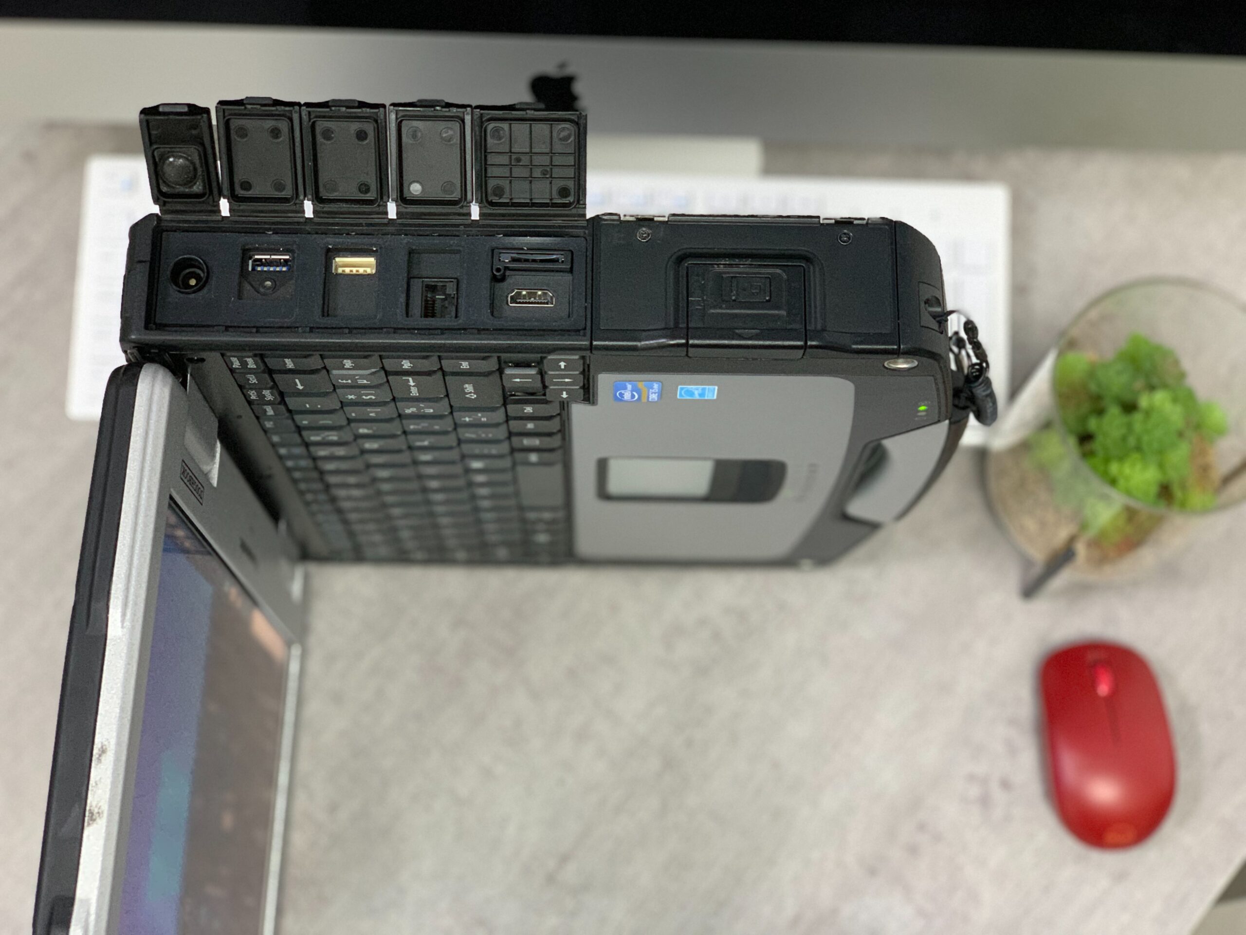 Do Warsztatu Pancerny Laptop Panasonic CF-31 MK5 8GB 1024SSD +Dotyk +LTE - obrazek 5