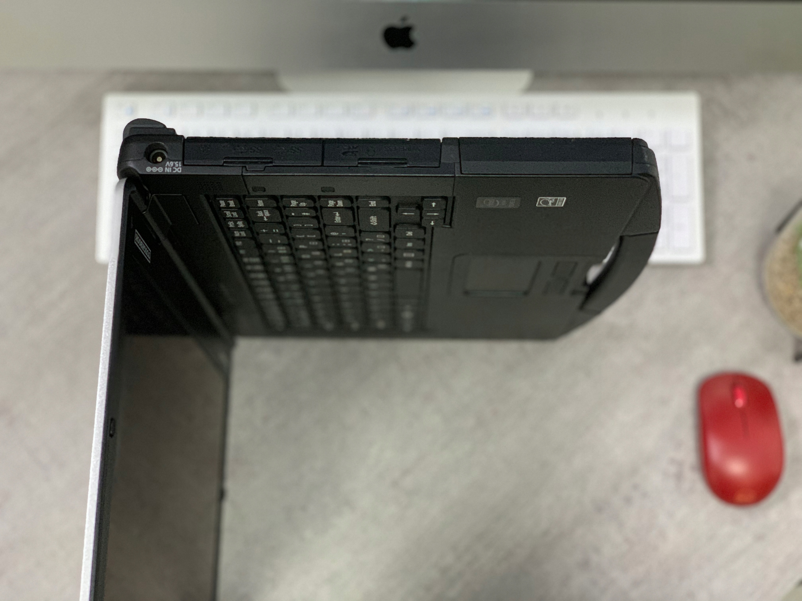Pancerny Panasonic CF-54 Mk3 i5-7300u 32GB 2Tb SSD FHD DOTYK +LTE - obrazek 5