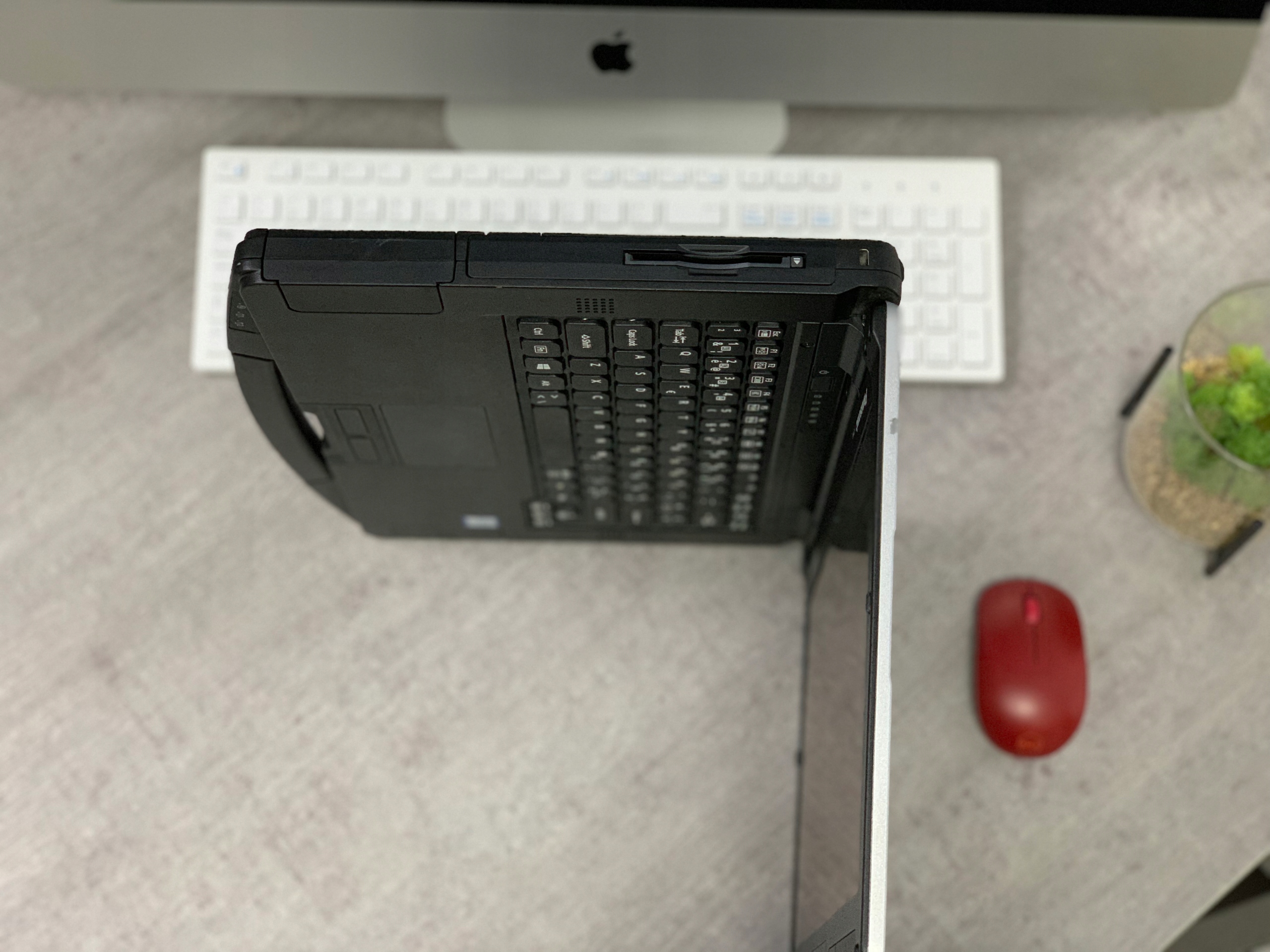 Panasonic FZ-55 i5-8365u 16GB 256SSD + Czytnik Smart Card Reader - obrazek 4
