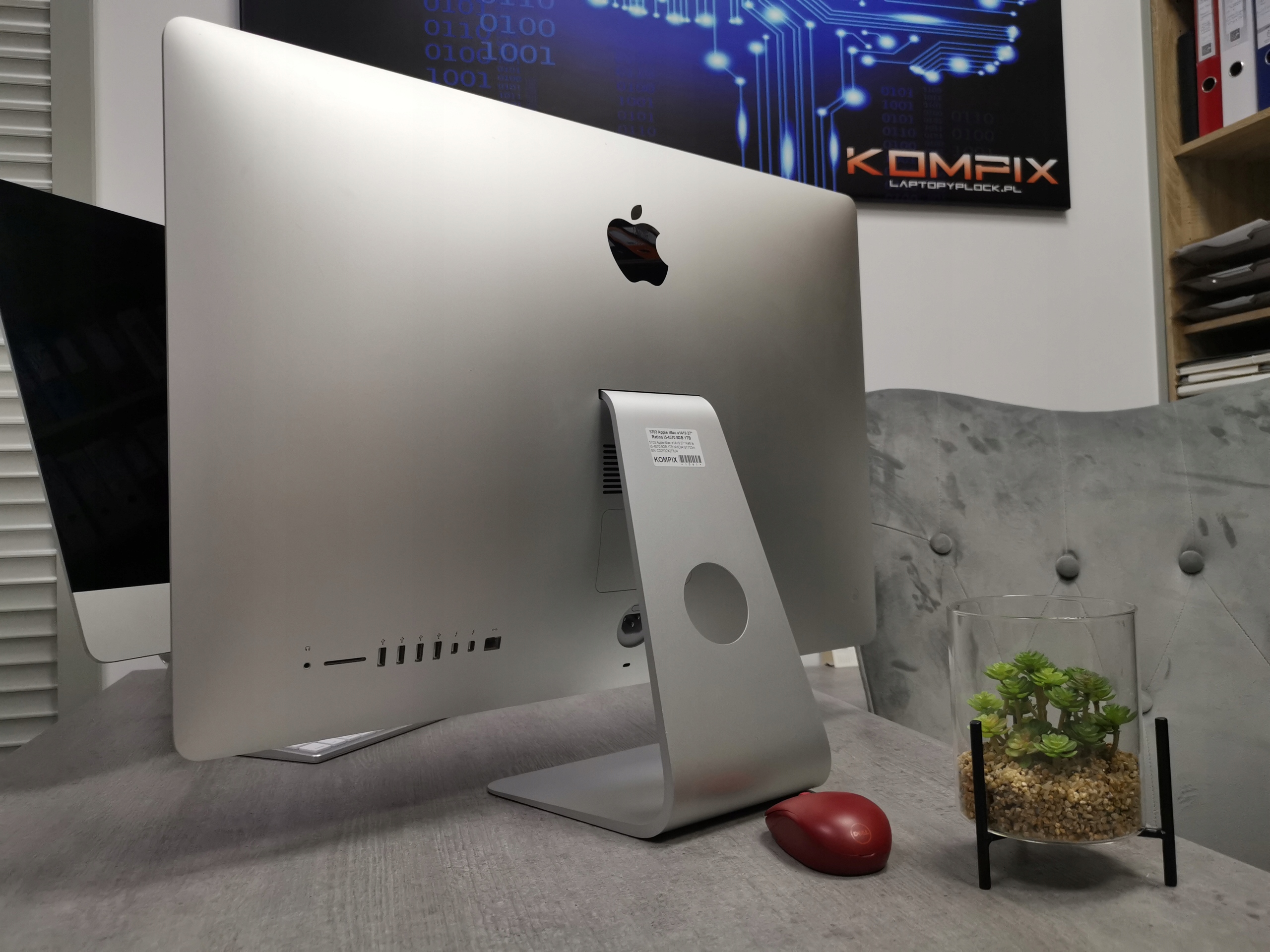 2015 Apple iMac 27" 5K i7-6700k 32GB 256SSD M395 - obrazek 2